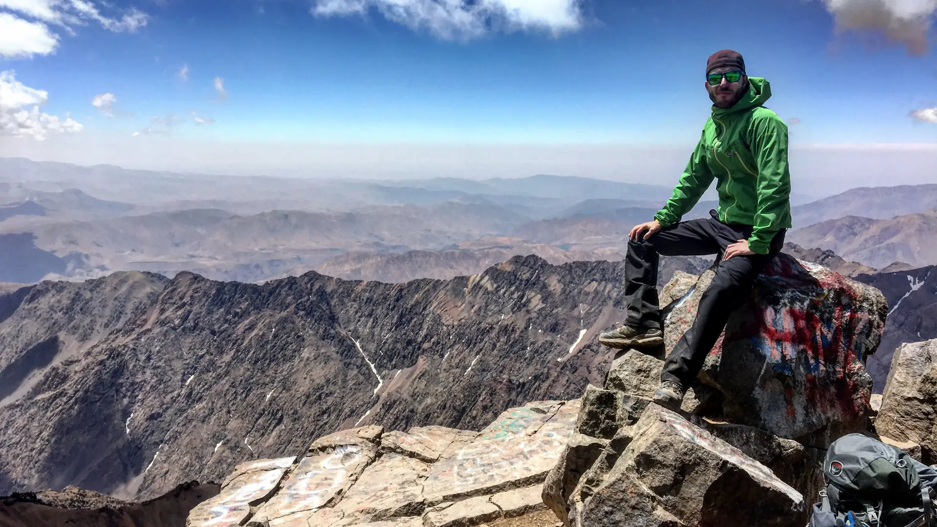 Trekkers on the summit of Jbel Toubkal